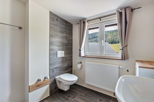 Ferienwohnung '2' mit Bergblick und Wi-Fi