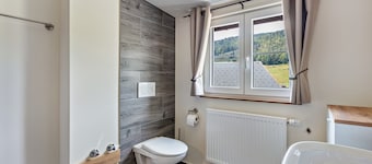 Apartment '2' with Mountain View and Wi-Fi