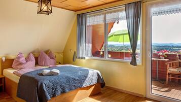 2 Schlafzimmer, Bügeleisen/Bügelbrett, Bettwäsche