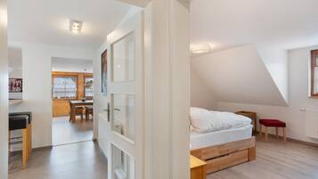 2 Schlafzimmer, Bügeleisen/Bügelbrett, kostenloses WLAN, Bettwäsche