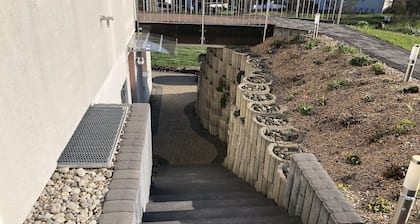 Apartment 'Wiesenblick' with Shared Terrace, Balcony and Wi-Fi