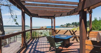 Winter Waves Retreat Oceanview & Fire Tables