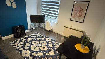 Apartment, 1 Bedroom | Living room