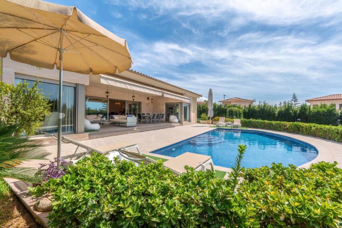 Villa, 4 camere da letto, piscina privata, vista giardino | Piscina | Piscina all'aperto