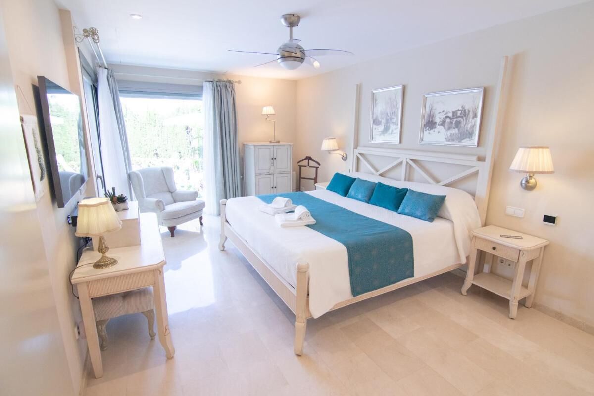 Villa, 4 slaapkamers, privézwembad, uitzicht op tuin | 4 slaapkamers