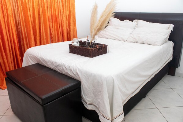 1 bedroom - Cozy Studio Room to Rent in Johannesburg City (Johannesburg)