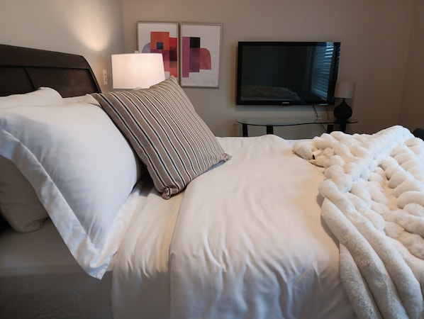 1 bedroom, premium bedding, down duvets, pillow-top beds