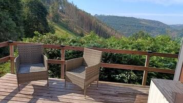 House, 3 Bedrooms, Smoking, Balcony | Balcony