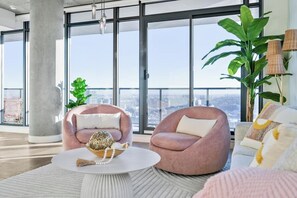 Smart TV, offices
