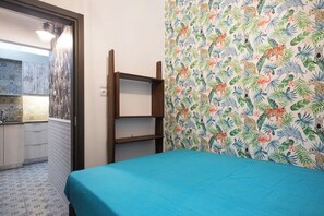 1 camera, ferro/asse da stiro, Wi-Fi gratuito, lenzuola