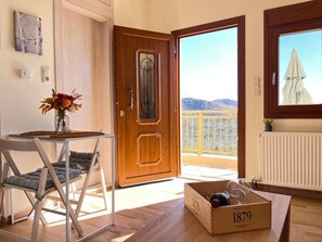 Interior - Villa Katerina - Cosy, serene, with unique view (Ano Viannos)