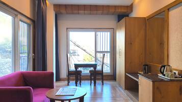 Habitación ejecutiva doble, vistas a la ciudad | Wifi gratis