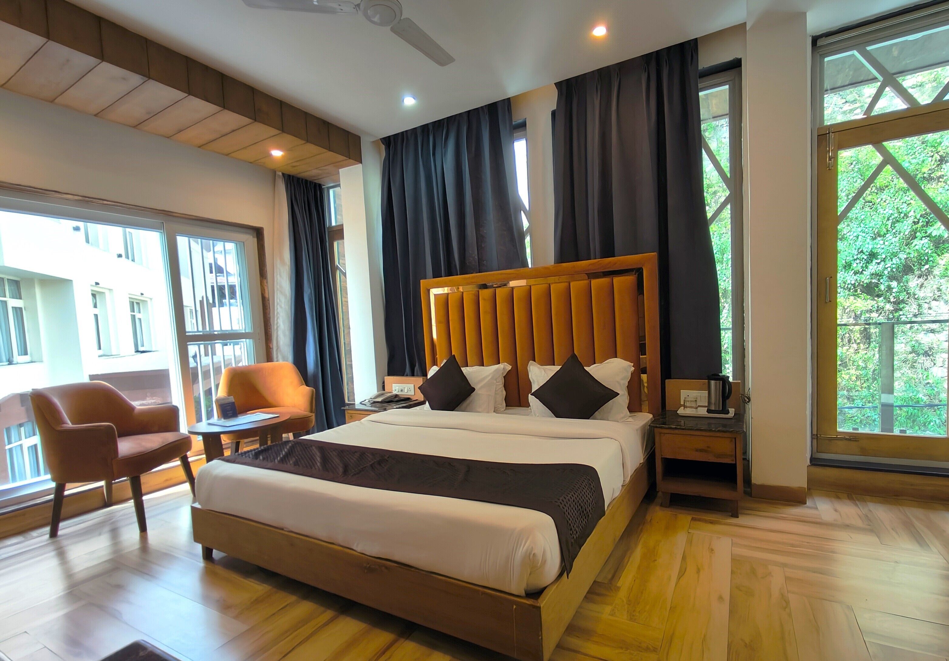 Deluxe Double Room, Balcony | Free WiFi