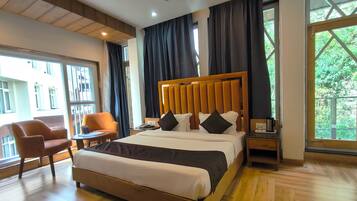 Deluxe Double Room, Balcony | Free WiFi