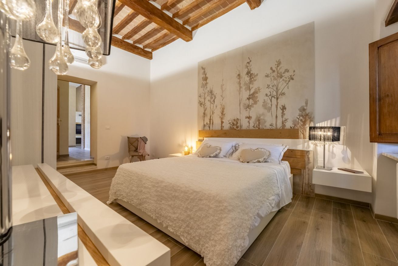 1 bedroom, in-room safe, travel crib, free WiFi