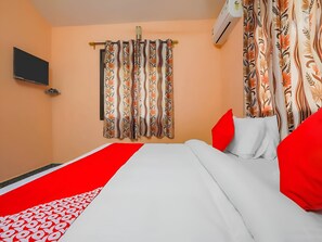 Standard Room, City View | Free WiFi - Ma Micky Guest House (Colva)