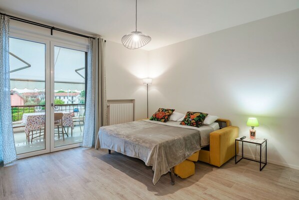 1 Schlafzimmer, Bügeleisen/Bügelbrett, Bettwäsche