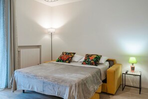 1 bedroom, iron/ironing board, bed sheets