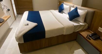 JMB Hotel Height