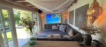 Unique accommodation in Twente with jacuzzi