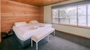 8 bedrooms - The Pier House - The Pier House! Artists, Sailors…Little Taylors (South Bruny)