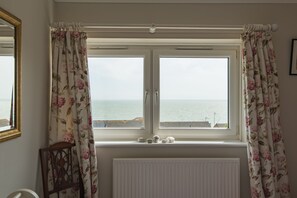 Interior - Bay View - a holiday let by Bloom Stays that sleeps 5 guests in 3 bedrooms (Sandgate)