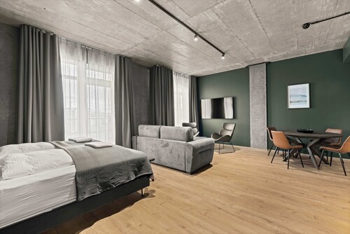 Aurora Nooks - Superior Studio for 4 - free parking