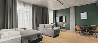 Aurora Nooks - Superior Studio for 4 - free parking