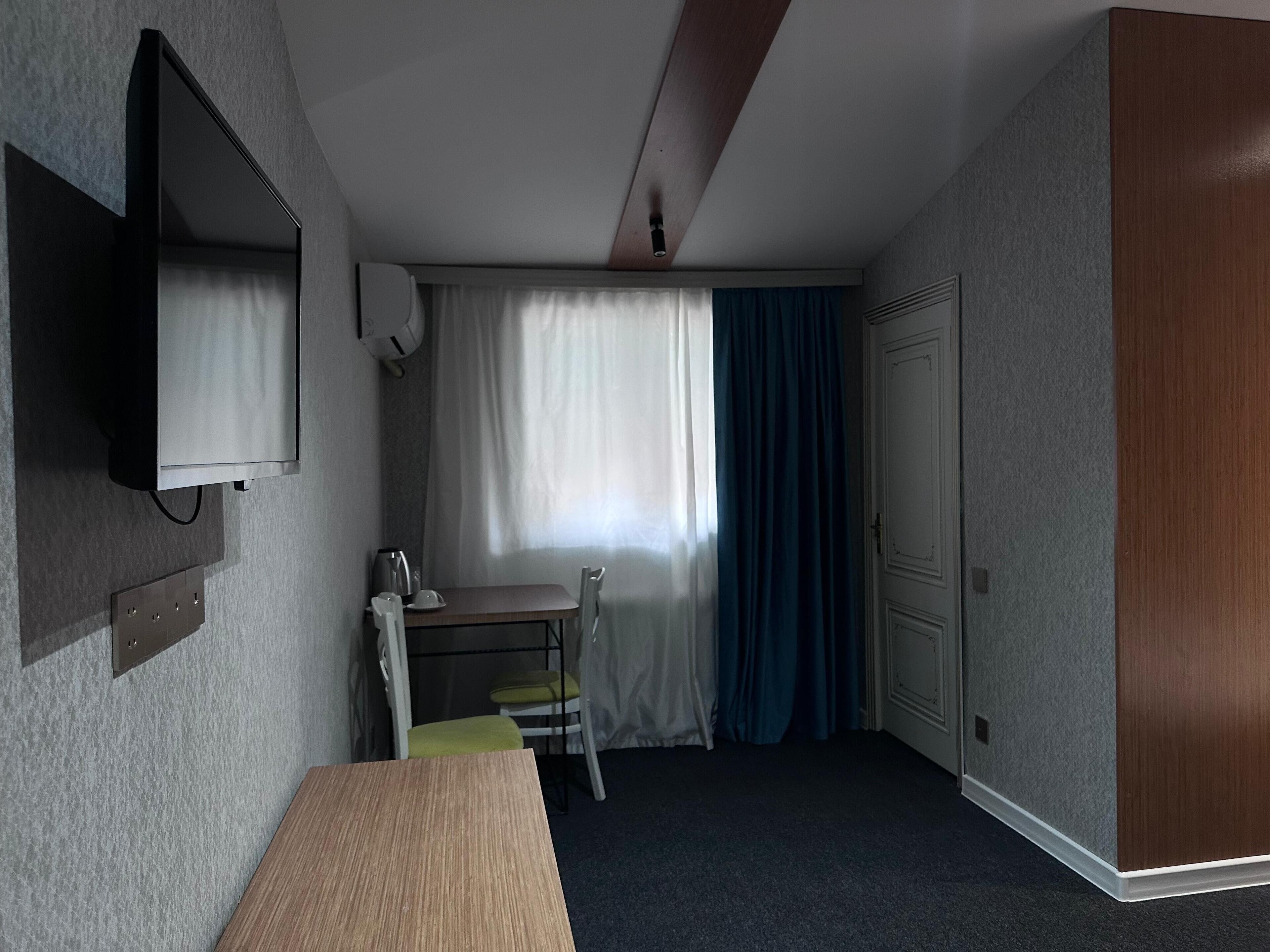 Deluxe Twin Room, City View