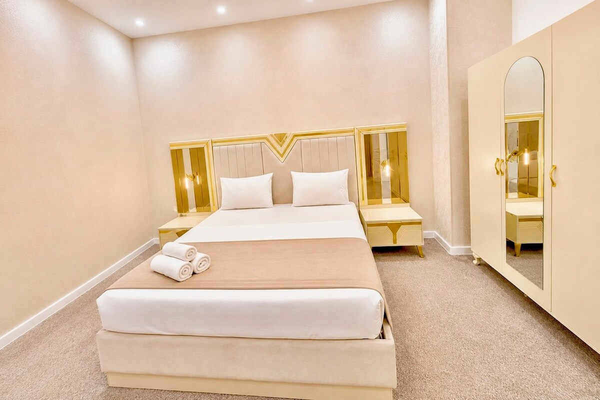 Standard Double Room with City view