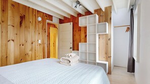 2 chambres, fer et planche à repasser, Wi-Fi gratuit, draps fournis