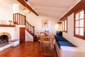 Interior - PERCHOIR AP4443 By Riviera Holiday Homes (Villefranche-sur-Mer)