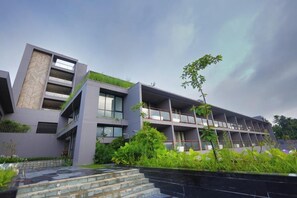 숙박 시설 정면