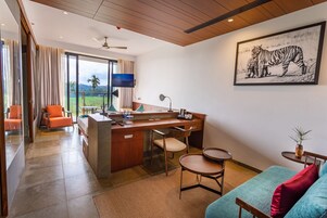 Deluxe Double Room, Balcony, Garden View | Balcony view