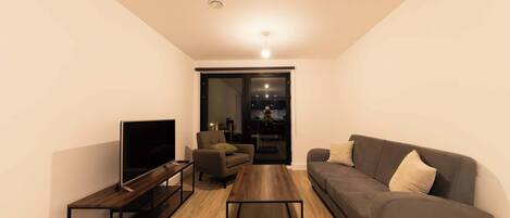 Televisio, työhuone