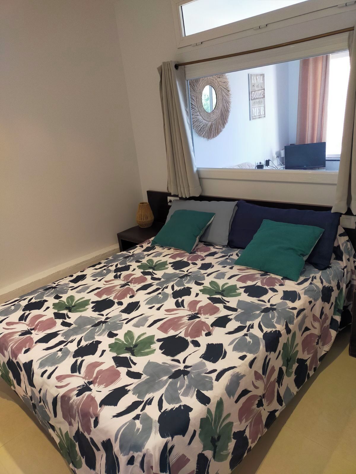 2 bedrooms, iron/ironing board