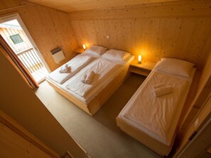 4 bedrooms, free WiFi