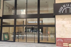 Room, 1 Bedroom, Accessible, Terrace | Exterior detail - Room in Apartment - Studio Paseo la Cisterna 514 (Buenos Aires)