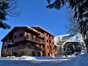 Esterni