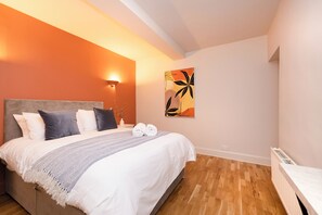 Appartement familial, vue sur la ville | 1 chambre, fer et planche à repasser, accès au Wi-Fi (inclus)