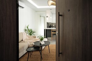 Living area - L' Horizon Luxury Living by 8essentially (Iraklio)