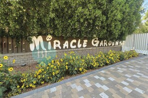 Exterior - Bloomfields Elegance Studio Arjan (Dubai)