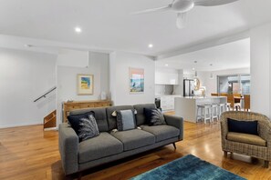 TV connectée, espaces bureaux