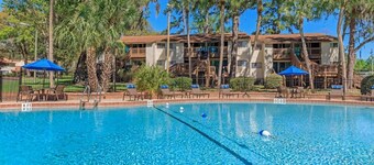 Sweetwater 7C I Beautiful 2Bd Apt I Free Parking