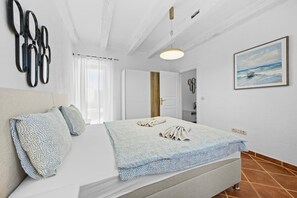 4 camere, ferro/asse da stiro, culla da viaggio, Wi-Fi gratuito