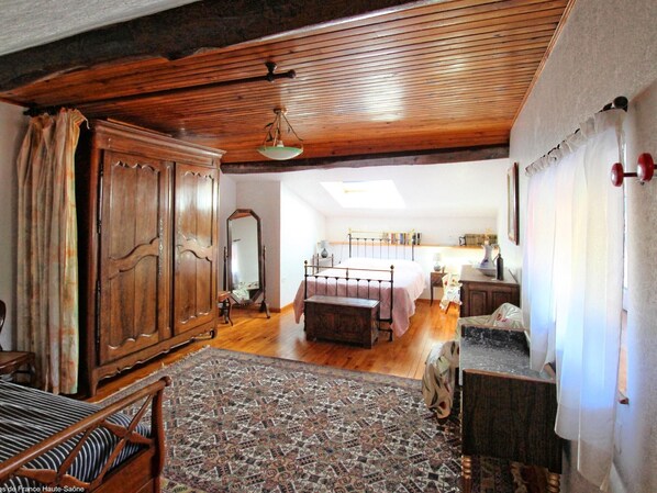 3 bedrooms, free WiFi