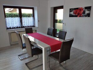 Dining - Vacation apartment Westmünsterland - cycling, hiking, or just relaxing- (Borken)