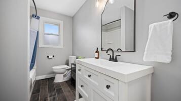 Towels, toilet paper