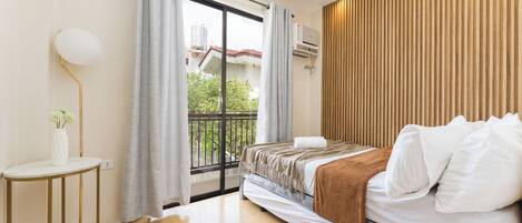 3 室のベッドルーム、アイロン / アイロン台、WiFi、ベッドシーツ