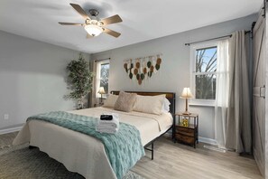 3 Schlafzimmer, Bügeleisen/Bügelbrett, Reisekinderbett, WLAN